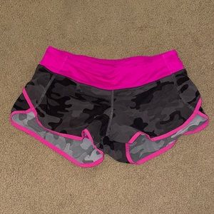 Lululemon Speed Up Short - Size 4